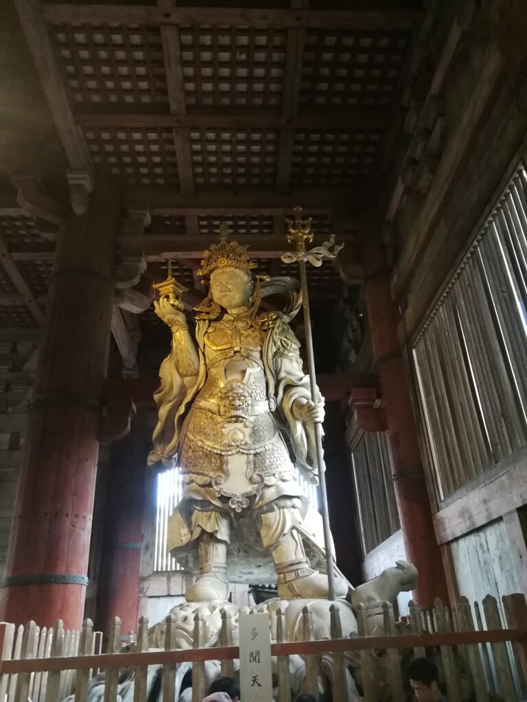 Il parco di Nara, tra i cervi e il Tōdai-ji - immagine 12