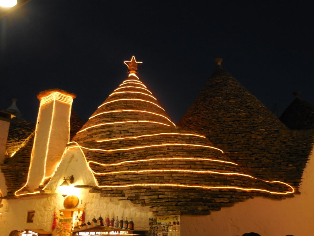 Alberobello, mezza giornata nel borgo dei trulli - immagine 9