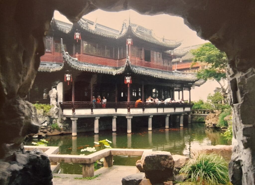 Shanghai, tea house, templi e giardini della città vecchia - immagine 6